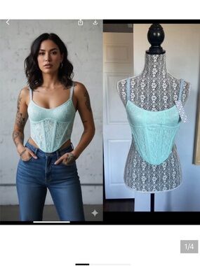 NWT Urban Outfitters Lace Corset Top With Boning. Medium. Turquoise.
